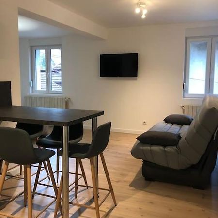 Appartement Moderne & Lumineux 40M2 Centre Luxeuil Exterior photo
